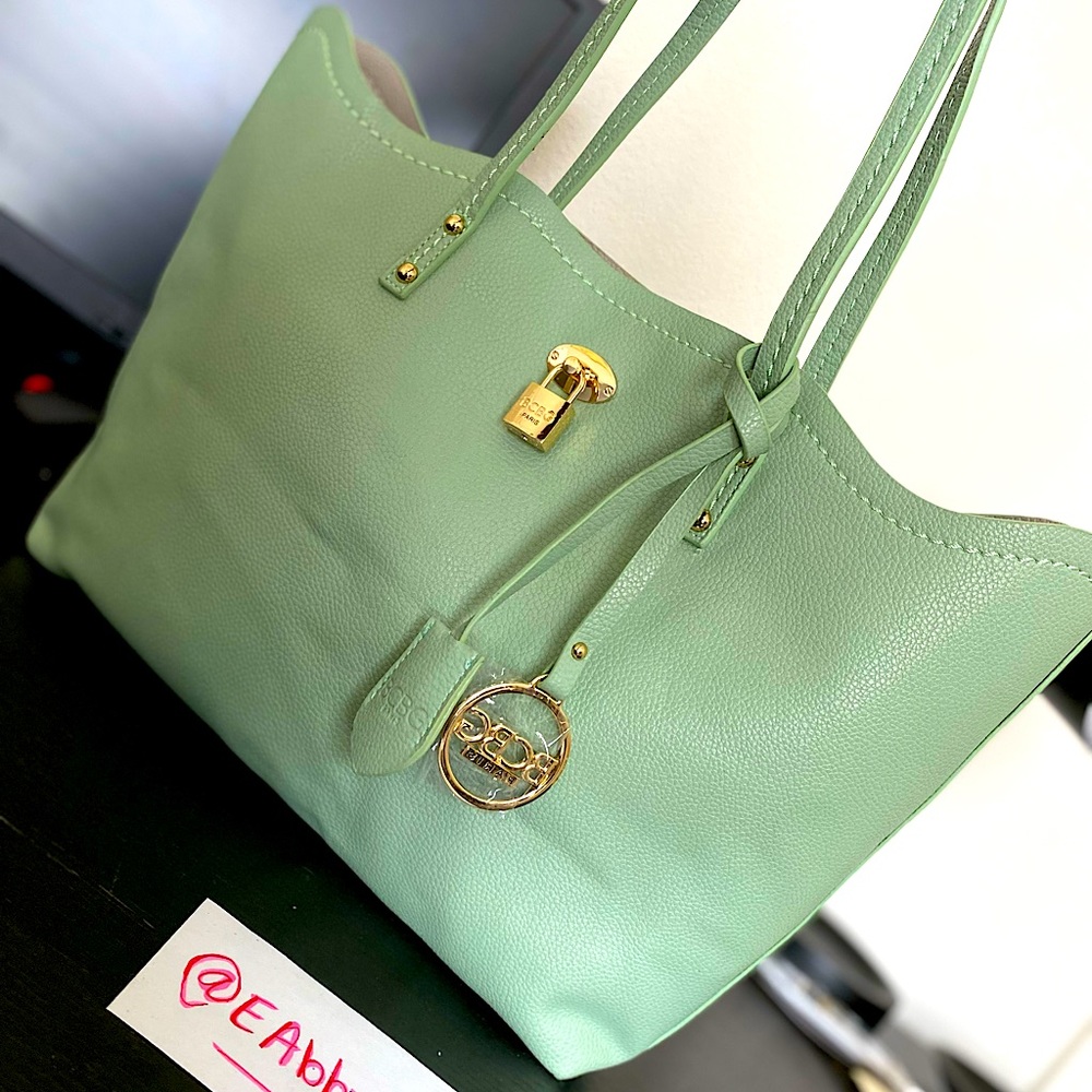 BCBG mint blue/green tote bag